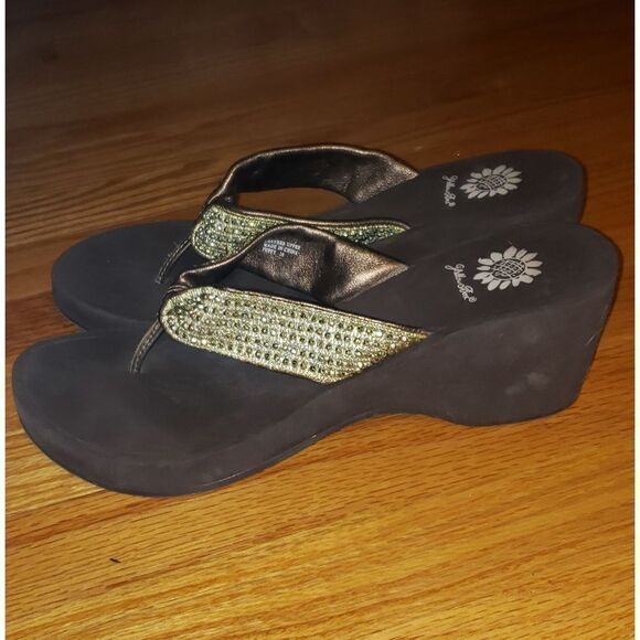 Yellow Box Wedge sandals - Picture 3 of 6